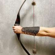 Armschutz+Pfeil_1